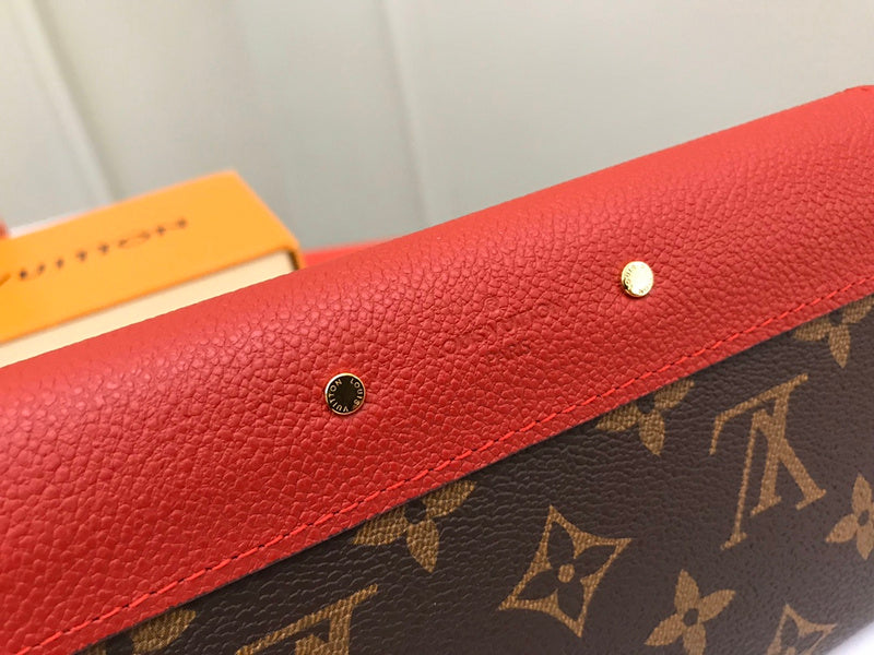 Luxurious Totes - Latest - 674