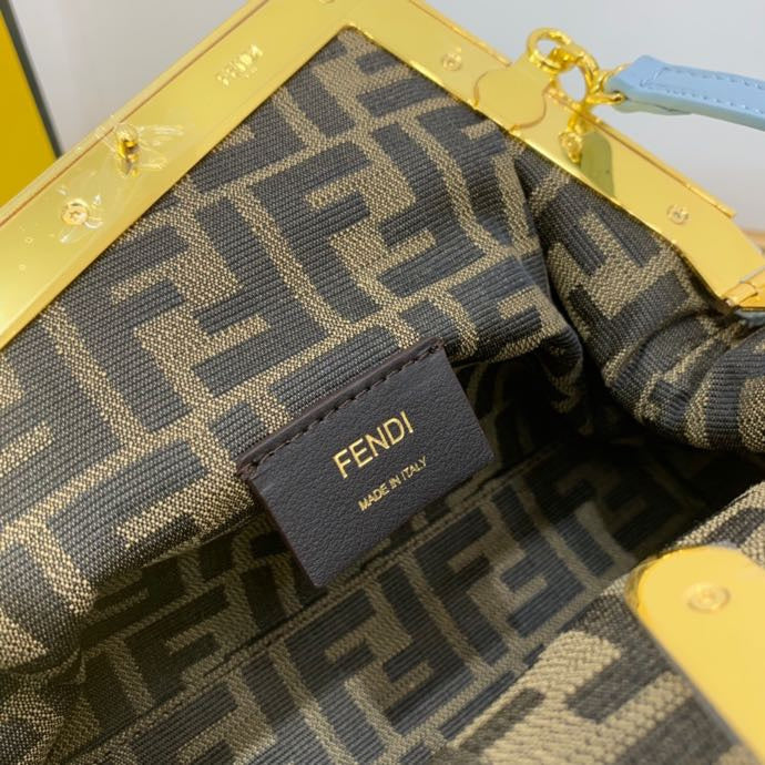 Luxurious Totes - Latest - 11397