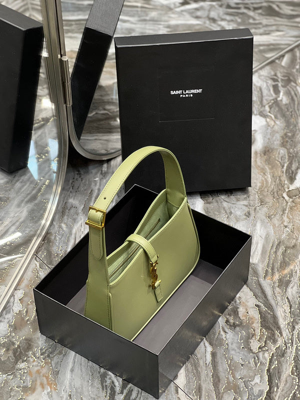 Luxurious Totes - Latest - 8063