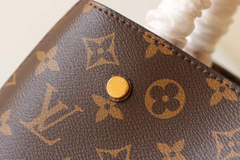 LOV - Luxurious Totes - 1802
