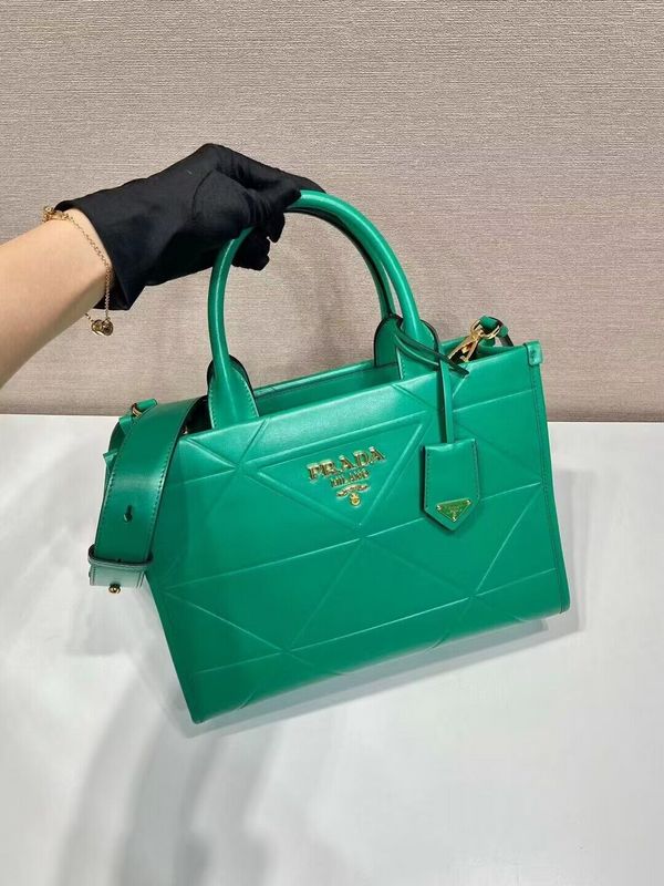 PDA - Luxurious Totes - 101