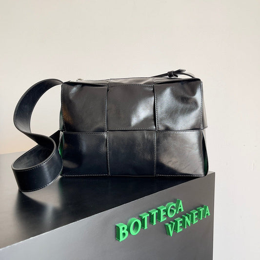 Luxurious-Totes - BV Bags - 996