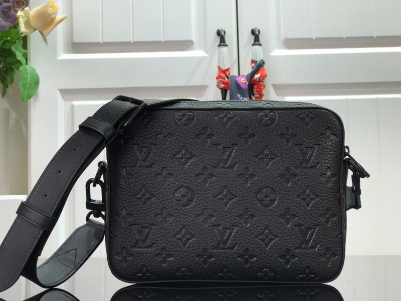 LOV - Luxurious Totes - 2494