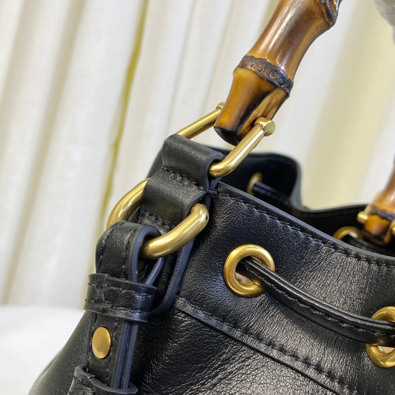 GUI - Luxurious Totes - 696