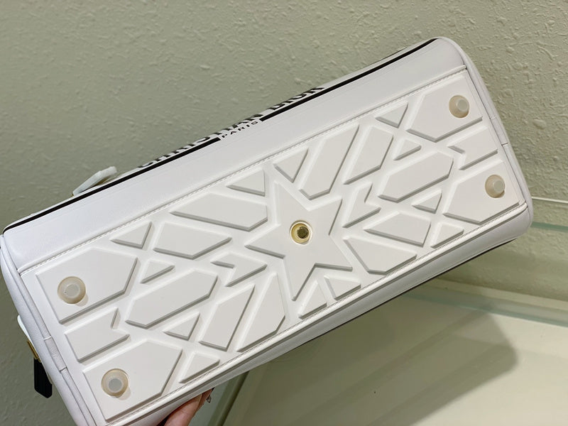 Luxurious Totes - Latest - 6224
