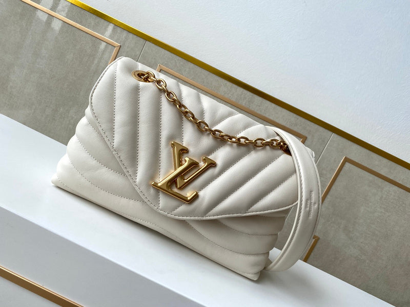 LOV - Luxurious Totes - 2157
