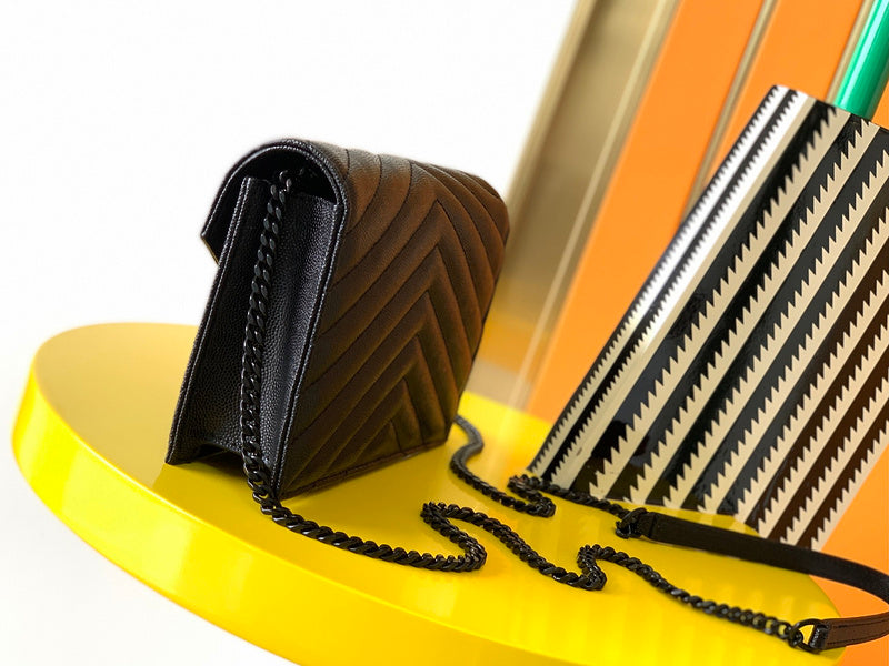 Luxurious Totes - Latest - 8090