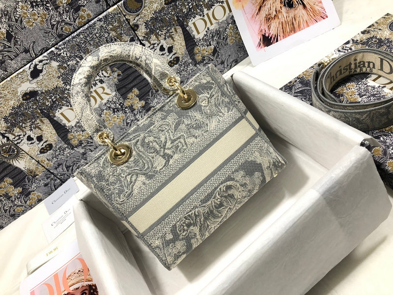 Luxurious Totes - Latest - 6510