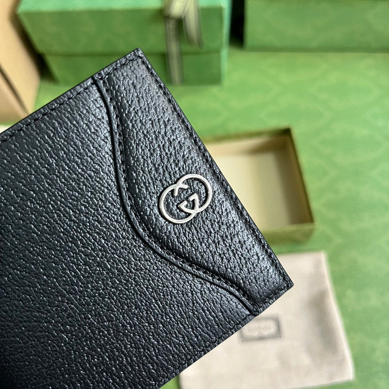 GUI - Luxurious Totes - 127