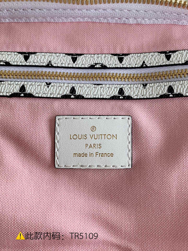 Luxurious Totes - Latest - 9709