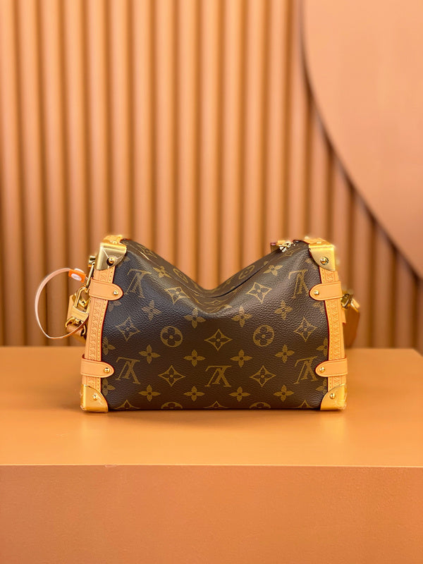 LOV - Luxurious Totes - 232