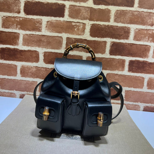 GUI - Luxurious Totes - 074