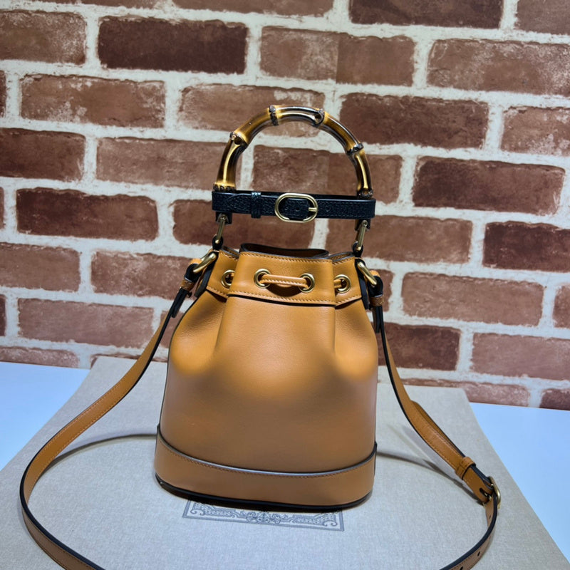 GUI - Luxurious Totes - 589