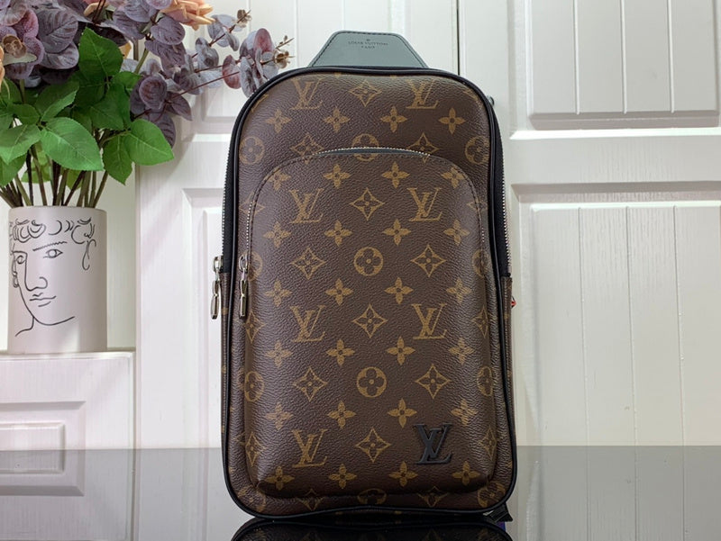 LOV - Luxurious Totes - 1024
