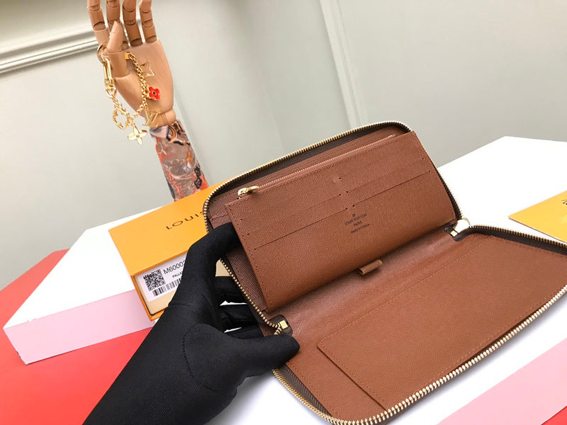 Luxurious Totes - Latest - 688