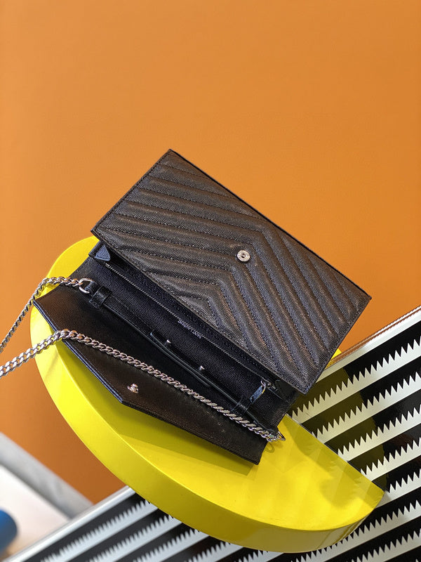 Luxurious Totes - Latest - 8851