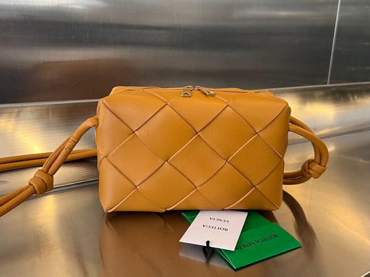 Luxurious-Totes - BV Bags - 1087