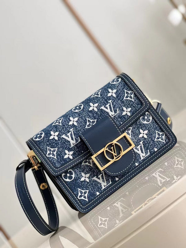 LOV - Luxurious Totes - 1354