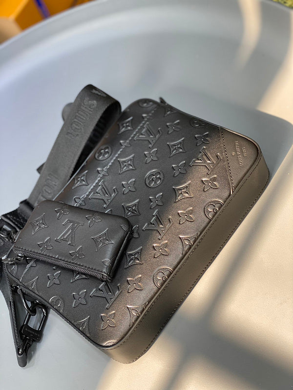 LOV - Luxurious Totes - 2323