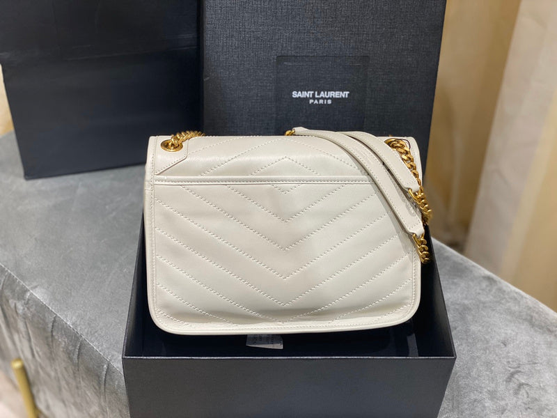 Luxurious Totes - Latest - 8282