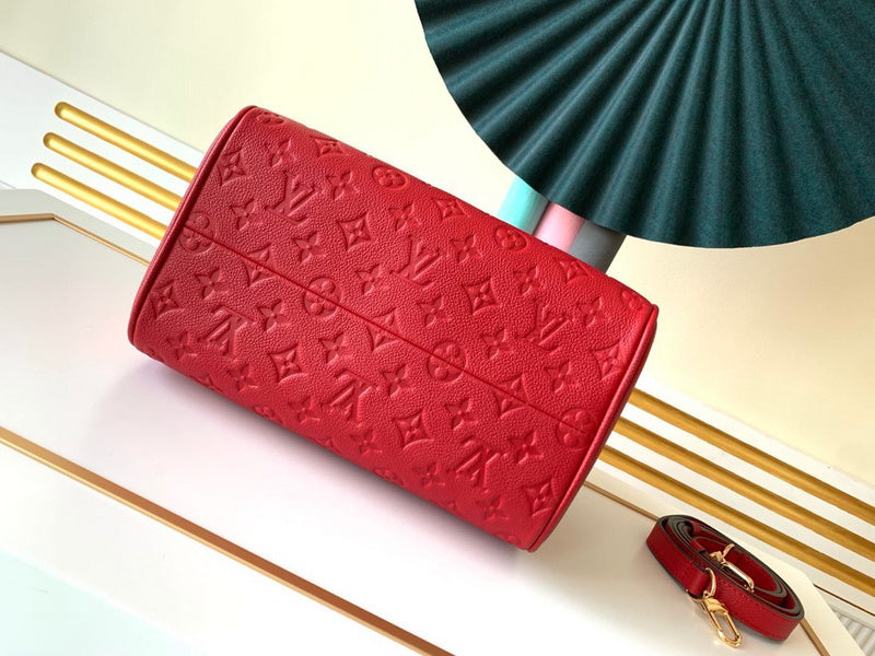 LOV - Luxurious Totes - 065