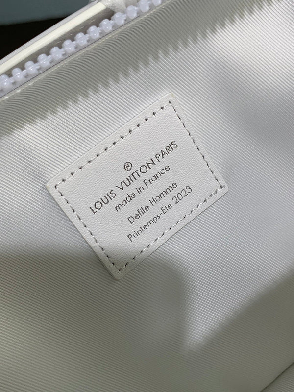 LOV - Luxurious Totes - 266