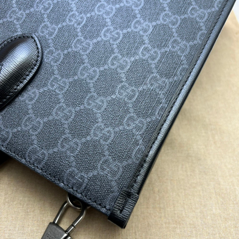GUI - Luxurious Totes - 680
