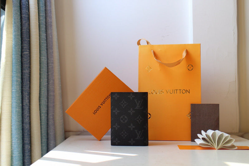 Luxurious Totes - Latest - 928