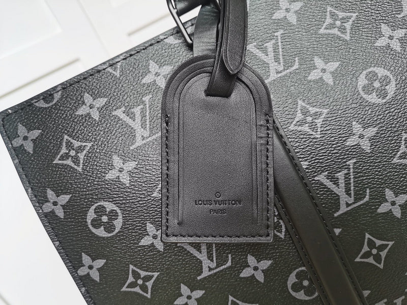 LOV - Luxurious Totes - 2605