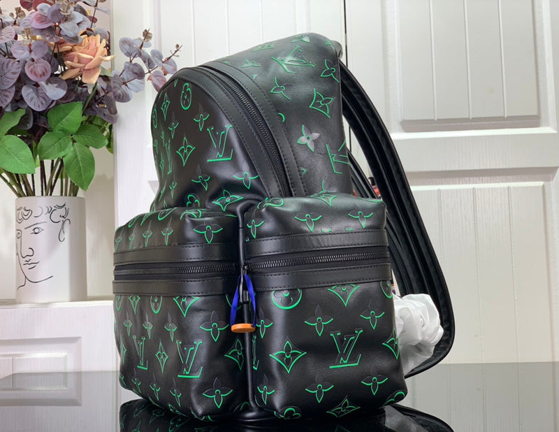 LOV - Luxurious Totes - 785