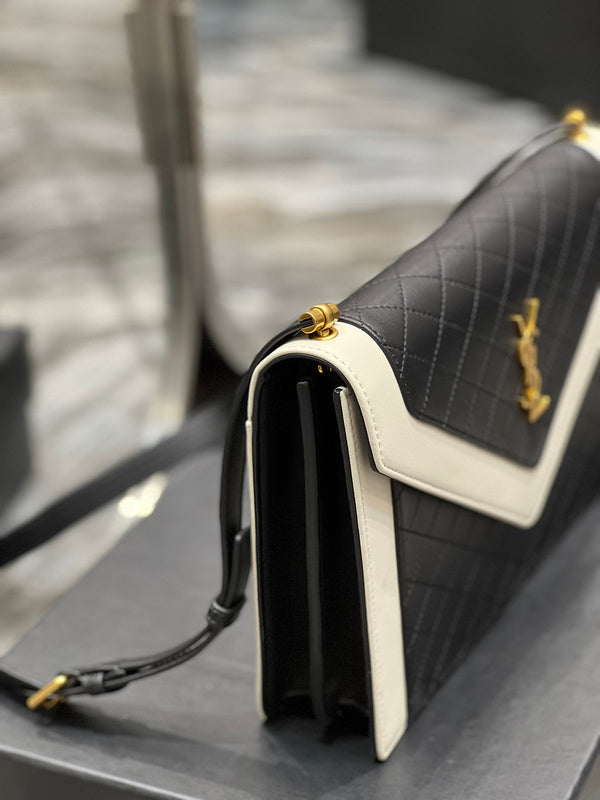 Luxurious Totes - Latest - 8407