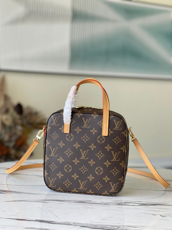 LOV - Luxurious Totes - 1941