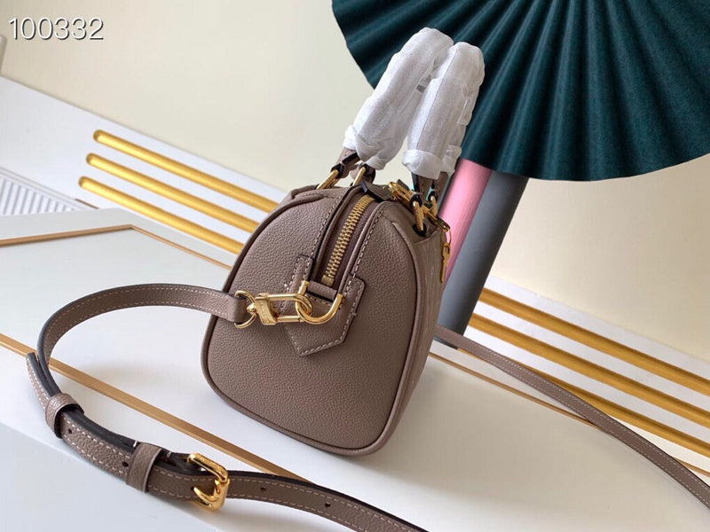 Luxurious Totes - Latest - 3086