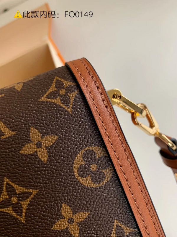 Luxurious Totes - Latest - 2429
