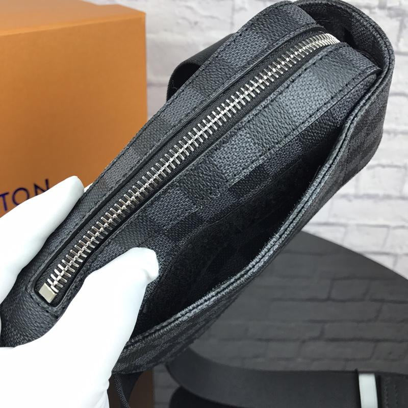 LOV - Luxurious Totes - 2682