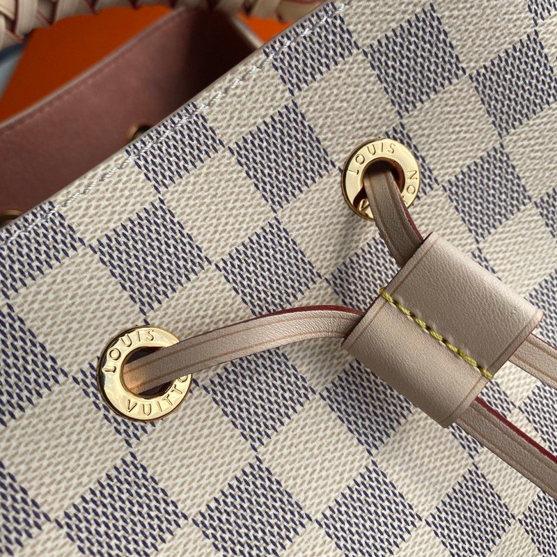 LOV - Luxurious Totes - 2606
