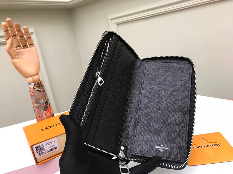 Luxurious Totes - Latest - 737
