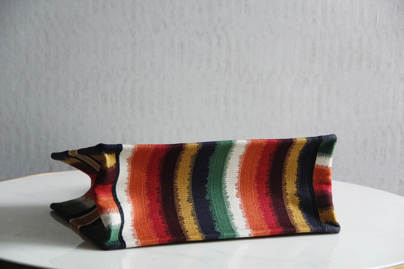 Luxurious Totes - Latest - 6534