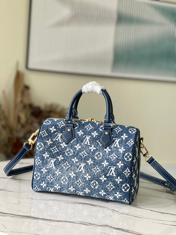 LOV - Luxurious Totes - 1891