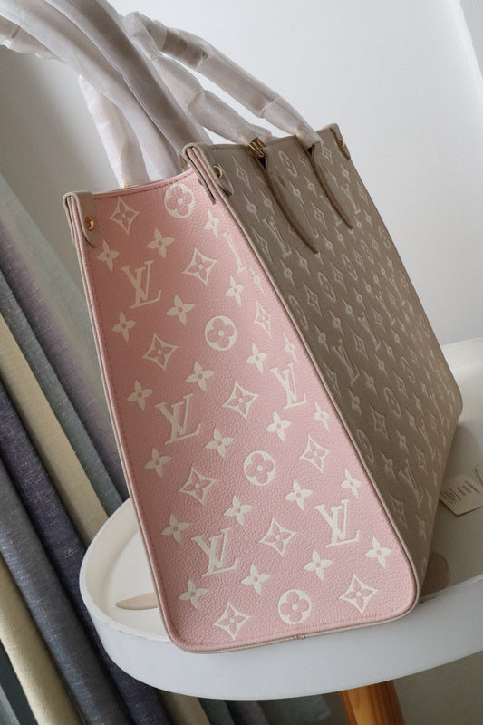 LOV - Luxurious Totes - 1678