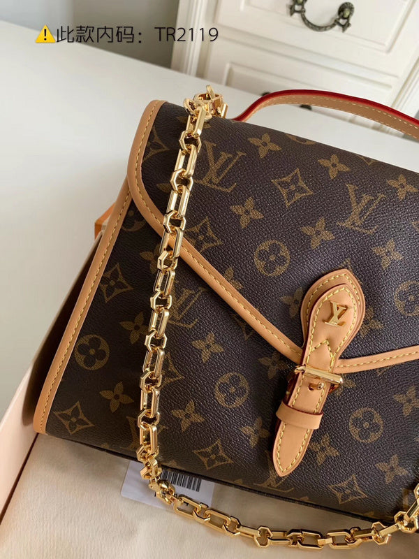 Luxurious Totes - Latest - 2424