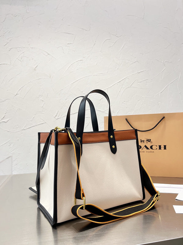 Luxurious Totes - CCH2 Bags - 133