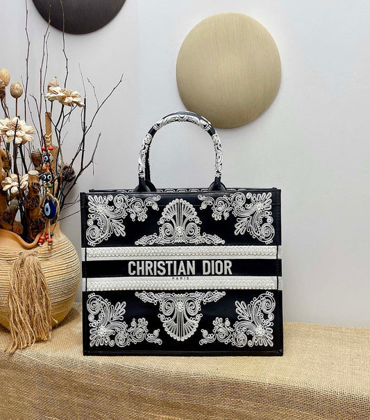 Luxurious Totes - Latest - 6554