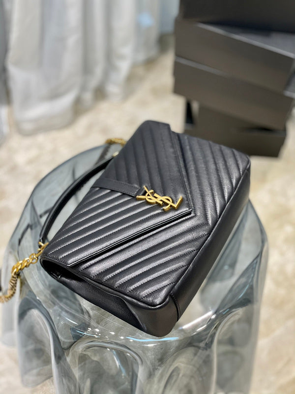 Luxurious Totes - Latest - 8415