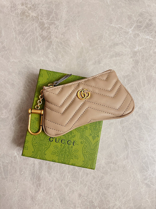 GUI - Luxurious Totes - 965