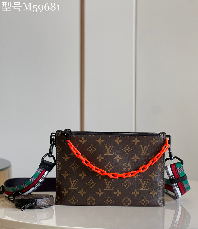 LOV - Luxurious Totes - 1867