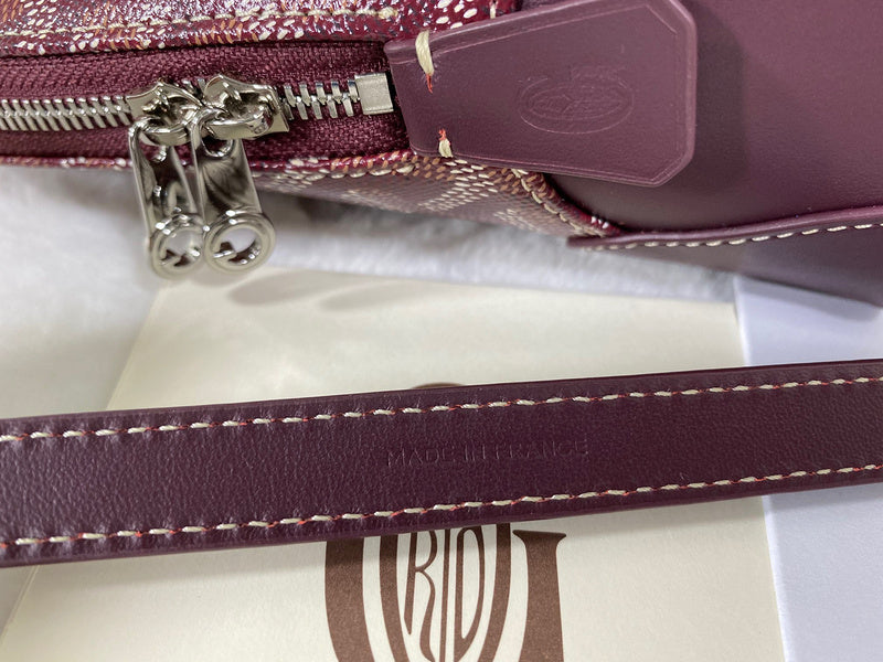 Lux-Totes - GOD Bags - 135