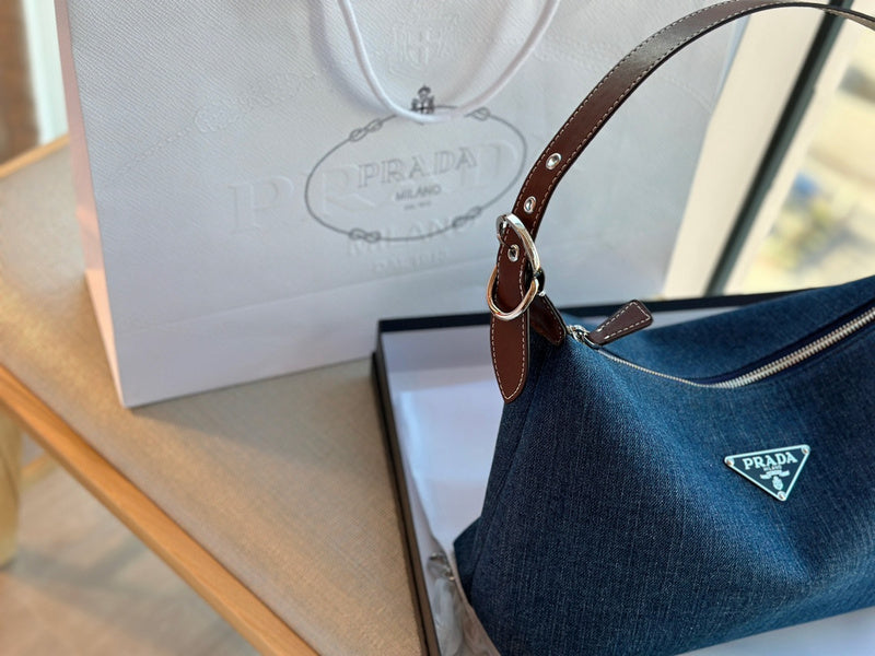 Luxurious Totes - PDA3 Bags - 300