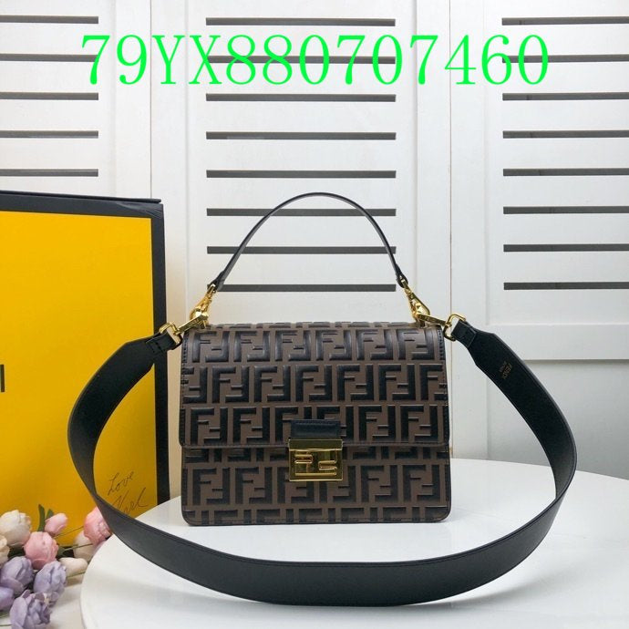 GC - Shoulder - 2596