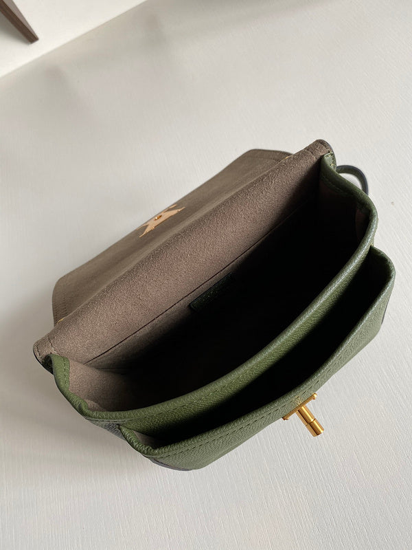 Luxurious Totes - Latest - 1540